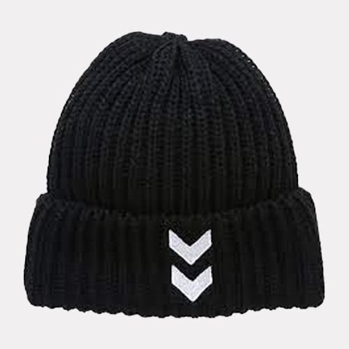 KNITTED BEANIE